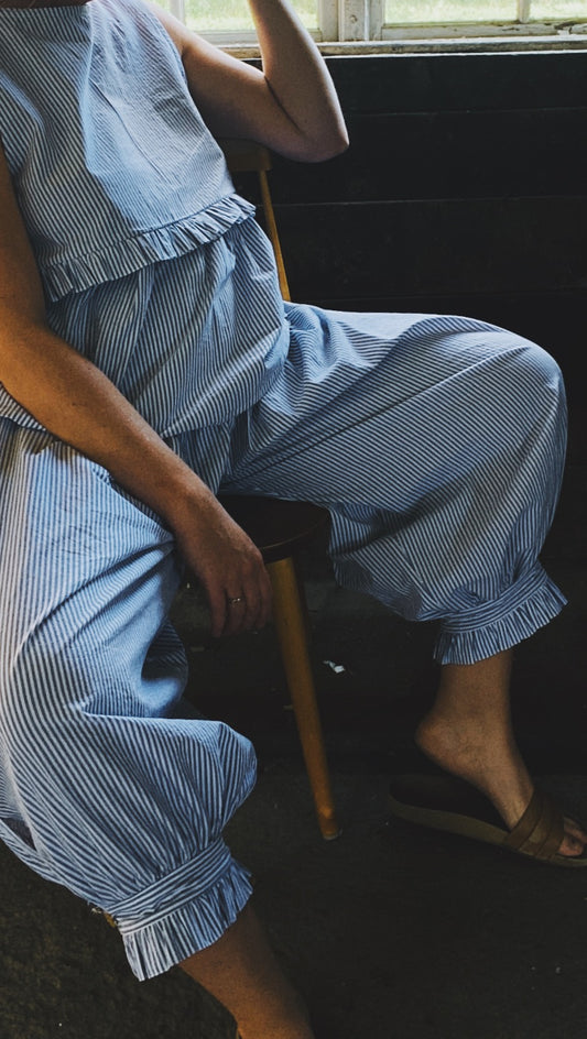 Bloomer pants in blue stripe