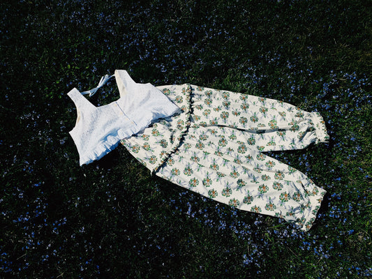 Bloomer pants in bouquet floral