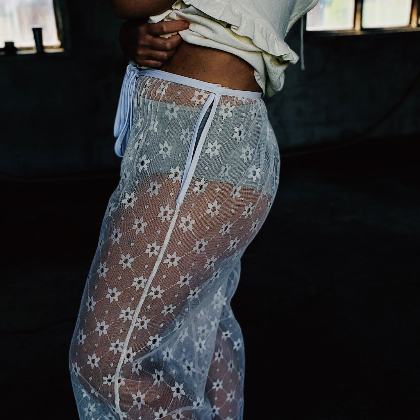 Sheer pants in floral mesh