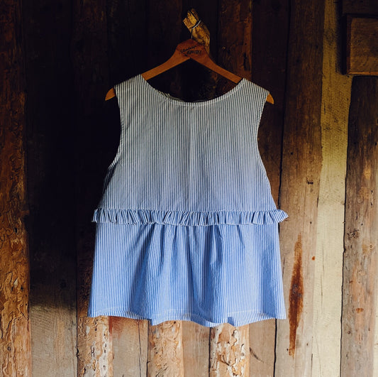 Bloomer top in blue stripe