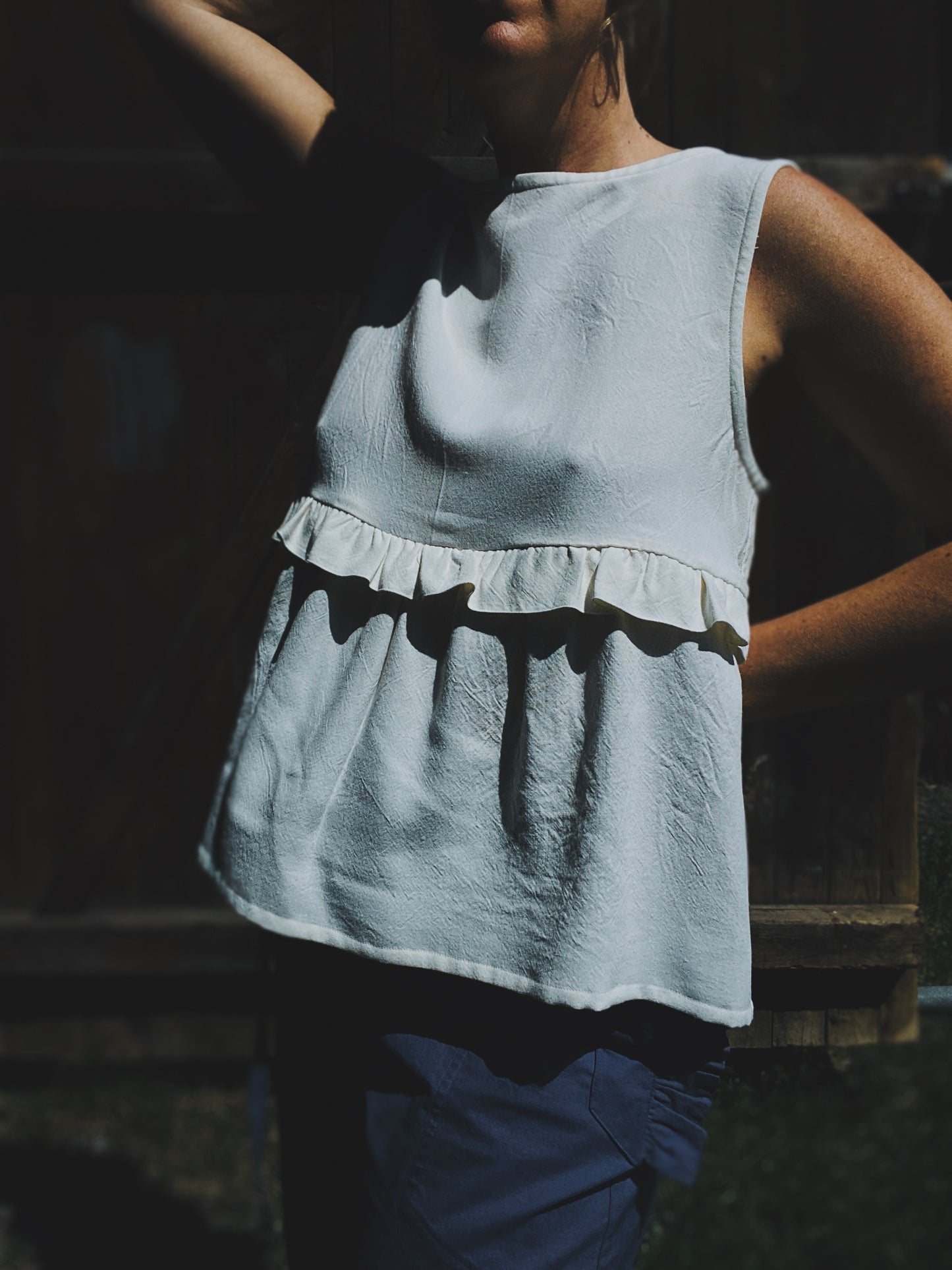 Bloomer top in natural cotton