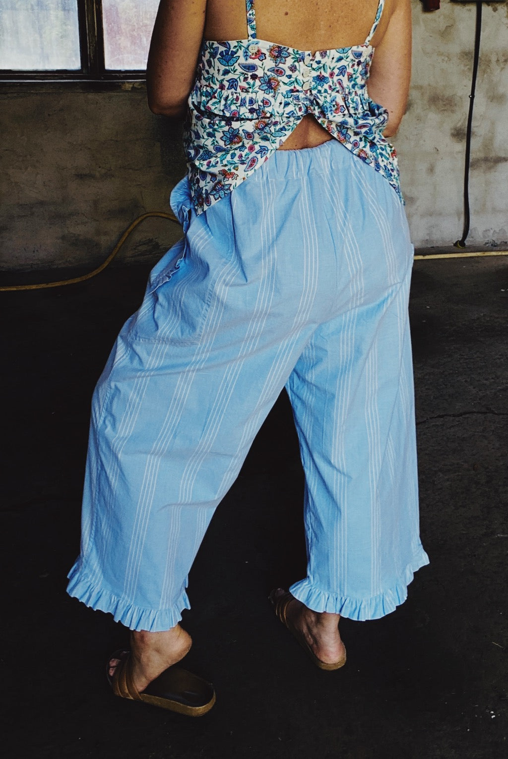 Field pants in light blue striped cotton