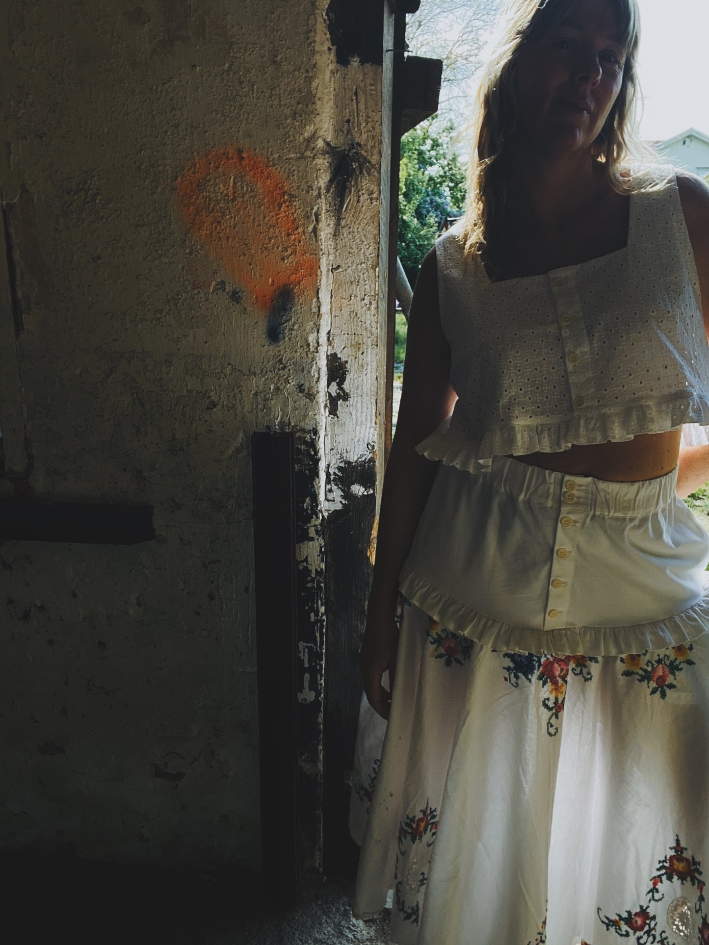 Bloomer skirt in antique white floral cotton