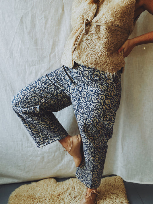 Quilted Agnes pants in blockprinted floral